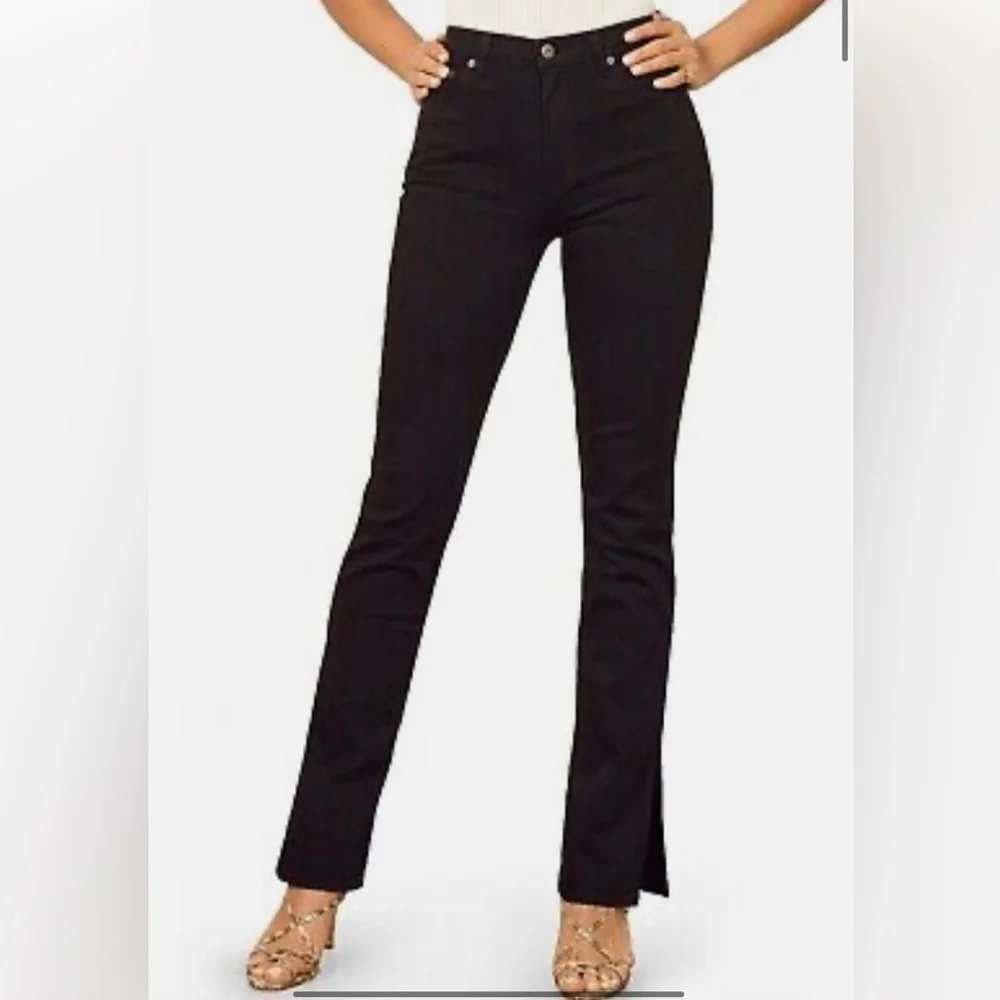 Reformation Jeans Perri High Rise Straight Leg Black Denim Side Slit Size 26